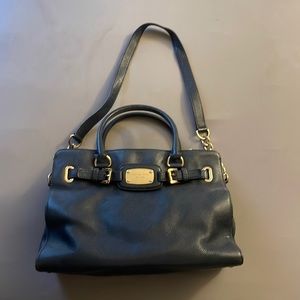 Michael Kors shoulder bag. Navy blue with gold detailing.